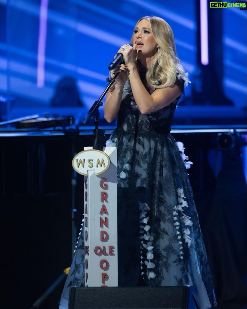 Carrie Underwood Instagram - Always a dream to play the @opry ! Thanks for all the ❤️ tonight… #Nashville #GrandOleOpry 📸: @chrishollo ☺️🥰🎶