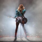 Carrie Underwood Instagram - Thanks for hanging with us on a soggy #Michigan night, Mt. Pleasant!!! ☔️☔️☔️ You all were so sweet to us at the @soaringeaglecasino ❤️ We’ll see you next time! #SoggyFunGuys #TwoSteppinEd #HowsMyHair 📸: @jeffjohnsonimages