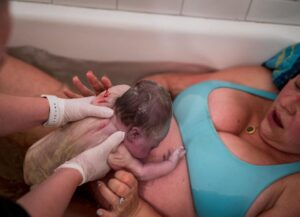 Carson Meyer Instagram - Homebirth VBAC Story ✨Three years ago @anasiya7 reached out to me about being her doula. She was birthing in a hospital and felt passionately about having an unmedicated birth. When her labor began she rode every surge with strength and determination. At 9cm after laboring unmedicated for 24 hours her son had his own plans on his entrance into the world. With fetal heart rate concerns and a swollen cervix a cesarian birth became the best option for him but not an easy one for her. 

Years later when @anasiya7 called me to tell me she was having another baby she knew that this time she wanted to birth at home with the care of a midwife. When her due date rolled around, labor began that evening. She rushed home from the movie theater and called me and @lamidwifeabby. Things were moving fast, she was already pushing. While we raced over to her, her midwife Abby was on FaceTime coaching her husband on how to catch the baby if we weren’t able to make it in time. Fortunately we did! We asked her if she wanted to get into the tub as she had once envisioned. Shortly after she got into the warm bath water her beautiful Elinor was born (on the birthday of her grandmother). 

What an honor to get to document and hold the hand of such a strong women through her births both in the OR and the bathtub! Both wildly beautiful and rich with courage. 

This year has been so special for me as a doula getting to work with the same mamas a second time. Such a powerful reminder that no two births are ever the same (even with the same person). No two babies are ever the same which is why birth dances to the beat of its own drum. Like life itself, birth is mysterious and without a formula. It is wild.