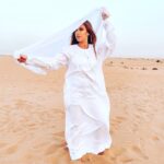 Catarina Jacob Instagram - Se o interior estiver em paz o exterior tanto faz ☮️ Make it viral