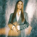 Catriona Gray Instagram - "One of the happiest moments in my recollection during my reign was homecoming—such a celebratory, proud moment on my side, like I was just so, so proud to bring that much joy to my nation," shares #CatrionaGray. Concluding the chapter on her reign, Gray reflects on the life lessons she learned throughout this experience. She seamlessly brings together celebration, pride, and gratitude as she shares her joy among the Filipino people. Read the full feature of ‘Crown Conversations’ in the latest issue of Vogue Philippines, and watch the video of the queens’ full conversation feature on Vogue.ph. Featuring @catriona_gray, @rbonneynola and @michelledee wearing looks from @carolinaherrera, @louisvuitton, and @cartier Photographed by @shairaluna, beauty editor @joyce.orena, fashion director @pamquinones, styled by @mrneilanthonie, @stevencoralde, makeup by @gerypenaso, @jellyeugenio, @zidjianpaul, hair by @hairbybrentsales, @dalemallari_, @@nellyseboy, nails by @extraordinail, art director @jannpascua, production design by @justine_arcegabumanlag, produced by @biancazaragoza, @anzhizon, multimedia artist @tnkrbll.pblt, photographer’s assistant #EmelitoLansangan, stylist’s assistant @estradachelsy, #EmLiesel, #GenoEspidol, production assistants @pattigoco, @dominique.schleider,  @jilliane.ps, @sofieante, makeup assistants #JannineBance, #JellyDy, @shuashotss, hair assistant #RommelHermoso, production design assistants #JohnAmon, #JeberCunanan, #MarioTaipen, #OldericoBondoc, #RodelBondoc, written by @audreycarpio, Vogue Philippines, October 2023. Shot on location at The Penthouse at Twenty-Four Seven McKinley. Special thanks to @bebitaliamanila and @focusglobalinc.