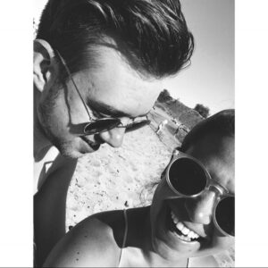 Cecilie Steinmann Neess Instagram - Må få lov til å være litt klissete. Han som kom inn og toppet livet mitt har nemlig bursdag i dag! Tenk, at det var deg jeg ventet på❤️ Gratulerer med dagen @benjamingiortz 🎈🤴🏻