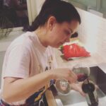 Cecilie Steinmann Neess Instagram - Disse dagenes kveldsrutiner🍷. #sukCess