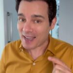 Celso Portiolli Instagram - Eu gosto de economizar tempo. E comprar no app da @paguemenos sempre me ajudou muito, principalmente agora com o Click to Pay que além de ser #ClicouPagou, com cartão @mastercardbrasil ainda tenho cashback. Demais, né? Não perde tempo! #paguemenos #mastercard *publi