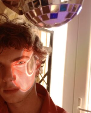 Cemrehan Karakaş Instagram - Like me like one of your french boys
