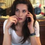 Ceyda Olguner Instagram - #business face 📱🙃 #lafontanaristorante #çikolataaşkı