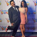 Chandni Parekh Instagram - 💗 After years of solo records over Zoom, we finally got to celebrate the talented team behind a bucket list of a Dream come true 💫 BUGS BUNNY BUILDERS has been my heart & soul the last few years - and I owe it all to these Looney Builders!! 💗🐰 #bugsbunnybuilders #preschoolshows #cartoonnetwork #looneytunes #lolabunny Cartoon Network Studios