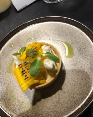 Chanon Ukkhachata Instagram - ขอบคุณ @volvo_scandinavian ครับ สำหรับ #exclusivedinner #volvo และขอบคุณ chef @nichaploii สำหรับ #dinner ด้วยครับ อร่อยมาก #masterchef ❤️