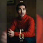Chantal Thuy Instagram - I’m so excited to share this film with you guys tonight - World premiere tonight at TIFF!! Led by the mesmerizing @chloedjandji , this homegrown Quebec film based on the beautiful novel by @kimthuylythanh also includes the uber talented @jean.bui @karinevanasse @malicorbeilgauvreau & #PatriceRobitaille, our little boys Olivier and Xavier. Directed by Charles-Olivier Michaud. Thanks for the beautiful photos : 📷 @drowster ❤️ @imminafilms @amalga.prod @aimetoncinema | @telefilm_canada | @la.sodec | @groupelibrex @tiff_net #TIFF • C’est un grand jour pour le film RU! C’est ce soir qu’aura lieu la première mondiale du long-métrage dans le cadre du Festival international du film de Toronto (@tiff_net )! ✨️ Le film, inspiré de l’histoire entourant l’arrivée de Kim Thúy au Québec, sera projeté à l’occasion d’une présentation spéciale à 20h30, au Royal Alexandra, en présence d’une partie de l’équipe du film. On profite de cette importante journée pour dévoiler les affiches personnages du film, représentant Tinh (Chloé Djandji) et ses parents, Nguyen (Chantal Thuy) et Minh (Jean Bui), ainsi que la famille québécoise qui les parraine, Lisette (Karine Vanasse), Normand (Patrice Robitaille) et Johanne (Mali Corbeil Gauvreau). RU sera présenté au cinéma dès le 24 novembre. @amalga.prod | @aimetoncinema | @telefilm_canada | @la.sodec | @groupelibrex |@kimthuylythanh