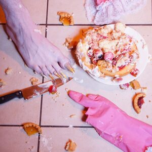 Charity Kase Instagram - Fancy a slice? 🎂 

Photos by the delightful @myrkky_photography 
Retouched @bycharitykase 
#dragmonster #prizebaking #dragalien