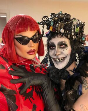 Charity Kase Instagram - Ugly step sisters 👠🧹

So glad to be reunited on tour 💋
#dragrace #dragmonster