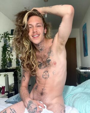 Charity Kase Instagram - Bed head ☀️ 

Sorry I haven’t been active on here very much recently! I have been trying to take steps towards my future goals and career as I realise that I don’t really want to still be doing drag in 5 or 10 years. it was never my intention to commit to it as a long term career and however fun it is and however much love I have for it, I am 25 now and I think it’s approaching the time to move onto the next era and achieve some of my other goals. 

I am starting a Fine Art degree this autumn after Tour which I am super excited about. It’s something I have always wanted to do and I believe the experience will really help me get to where I want to be. I am falling back in love with traditional art and spending as much time as I can painting and drawing and creating.

In 10 years I hope to be a creative director for tv or film, curating art exhibitions or designing characters or concept art for games and film. I’m heavily inspired by the careers of @timburton , Del Torro and @mrrpmurphy and I believe my creations can be broadened a little from what I have been creating as an escape and outlet for 7+ years now. I want to build the worlds these characters live in and create the lives they lead. So here I am manifesting. 

Soooo I have kinda taken a baby step away from drag. But no violin strings for Charity though, she’s not totally dead (yet ☠️ ) and I will still take some bookings!- on weekends and school holidays only probably with my new calendar! 😂 

 #deardiary #thirsttrappin