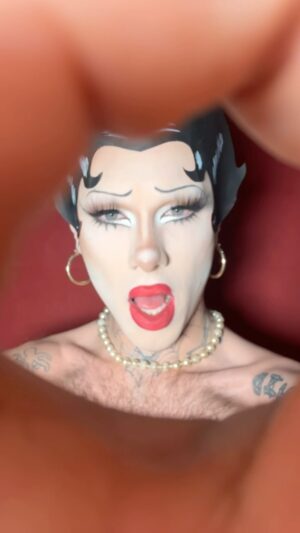 Charity Kase Instagram - Day 3 #366daysofdrag 

The iconic @bettyboop ❤️

Used -
@hudabeauty concealer, flawless bake powder, pen liner, Khoi liner
@colourpopcosmetics liquid lipstick, lip liner, eyeshadow pallet
@maccosmeticsuk pressed powder
@mehronmakeup white creme blend stick 
@nyxcosmetics_uk foundation 

#bettyboop #dragraceuk #dragcosplay
