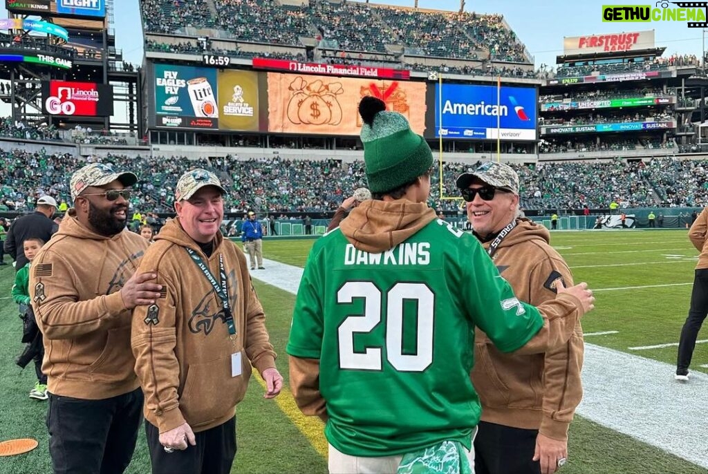 Charles Melton Instagram - I had the best weekend with family and friends watching the eagles get another W!!! Thank you Brian, Jess and @philadelphiaeagles FOR THIS AMAZING EXPERIENCE & for letting me lead the fight song! FLY EAGLES FLY 🦅