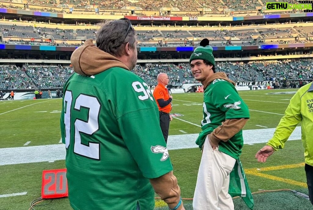 Charles Melton Instagram - I had the best weekend with family and friends watching the eagles get another W!!! Thank you Brian, Jess and @philadelphiaeagles FOR THIS AMAZING EXPERIENCE & for letting me lead the fight song! FLY EAGLES FLY 🦅
