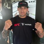 Charles Oliveira Instagram - Fala galera, novidade na área !!! Estou muito feliz em anunciar que sou o novo embaixador da @vechainofficial_ , estou muito animado com essa parceria, muito animado em poder fazer parte dessa grande família, fiquem ligados, muitas novidades estão por vir, vamos com tudo !!! São Paulo, Brazil