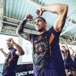 Charles Oliveira Instagram - Ele tirou nois do pouco e colocou nóis no topo do mundo Deus é maravilhoso 🙏 São Paulo, Brazil