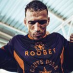 Charles Oliveira Instagram - Ele tirou nois do pouco e colocou nóis no topo do mundo Deus é maravilhoso 🙏 São Paulo, Brazil