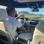 Charles Oliveira Instagram - No giro louco Quero muito porque vim do pouco Minha ambição é mais que o topo Sem olhar pro caminhar dos outros Eu só viso fazer meu troco Me desviando de papo torto Jardim Acapulco - Guarujá