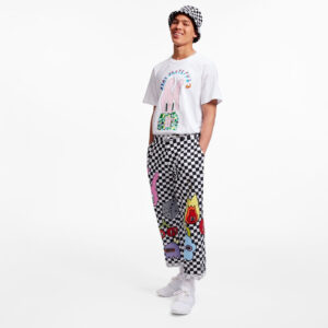Charlie Heaton Instagram - One of my dear friends @bansillustration is in the top 10 of the @asos Fashion Discovery Competition this year! It’s her mission to be a beacon of light in this generation which needs positive role models more than ever, mixing healing and happiness with street style. She wants to use her platform to inspire and uplift the youth- PLEASE take 2 mins to vote to help her win which would elevate her brand and the whole movement! 
So much love! A true artist with a true soul! (Link in Bio)