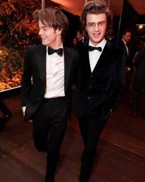Charlie Heaton Instagram - 🕴We got the memo 🕴  Huge thanks to my wonderful stylist @samanthamcmillen_stylist @gucci