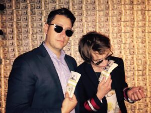 Charlie Heaton Instagram - Sandy Vance & Pete Johnson 💵