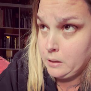 Charlotta Björck Instagram - DEN PACKADE BARNPSYKOLOGEN
med div. kunskap den besitter
🔪🔪🔪