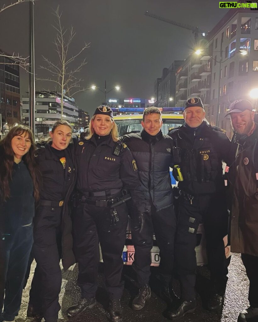 Charlotta Björck Instagram - ÄH! Bara en helt vanlig dag på jobbet. 👮‍♀️❤️ Malmö, Sweden