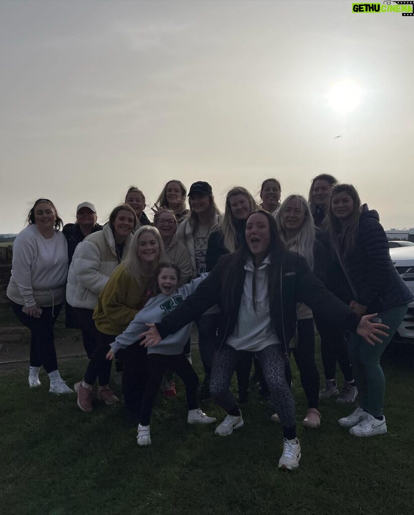 Charlotte Crosby Instagram - 💚BLITZ ‘N’ BANTER💚 our very first walk and talk ✔️ So excited and proud to announce I am bringing our members together! We are now starting our monthly walks in every city in the UK! 🙌🏼 our member only walks are an amazing chance to get to know each other, chat about our progress and make new friends! 🙌🏼 loved meeting all of our northeast members today! What a laugh we had! 😂🥰 NEXT STOP MANCHESTER ❤️ check in app for the date and the group chat details 👀 Herrington Country Park