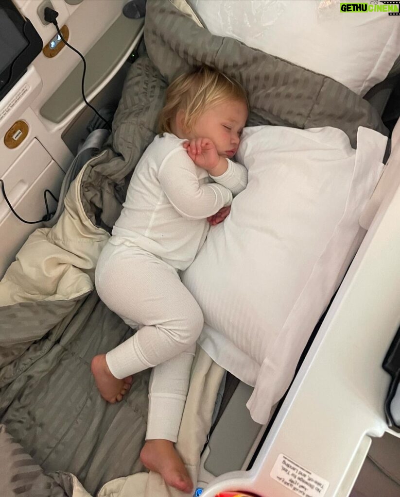 Charlotte Crosby Instagram - Some faves from the most amazing 3 weeks of our lives 🥰💕 10 photos is not enough 💕 back on home turf now. WOW ITS COLD 🥶 and we are JET LAGGED 😴 be back soon guys once we are all settled back in! Pray Alba has avoided jet lag 🤞🏼🤞🏼🤞🏼🤞🏼🤞🏼
