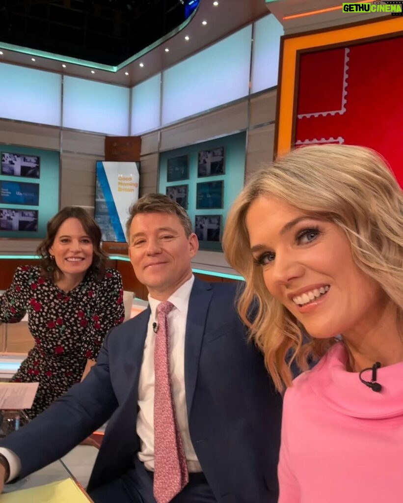 Charlotte Hawkins Instagram - Today on Good Morning Britain - a packed show with breaking international news, the post office victim wrongly jailed when 8 weeks pregnant, the power of social media reuniting @markormrod with his stolen prosthetic legs, @officiallesleyjoseph on playing a grandmother in the Addams Family musical, plus should children have toothbrushing lessons at breakfast clubs? (Never thought I would share the toothbrushing song I made up for my daughter live on-air 🤦🏼‍♀️😂). @louisa_james left a chilly Downing St & joined us in the studio to bring us the news updates. But the big question of the morning… just what is @benshephardofficial drinking - energy drink or wee?! 🤔😂 #gmb #goodmorningbritain