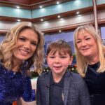 Charlotte Hawkins Instagram - Monday’s @gmb! 👋 Such a lovely morning… with the inspirational @tonyhudgell.bear to hear about his Christmas campaign, chatting @dancingonice with @torvillanddeanofficial, debating is it cheating to cook your Christmas dinner in an air fryer with @danhunter9 & @allegrabenitah. And the festive sparkle is out now we are ONE WEEK away from the big day! 🎅🏼 Back tomorrow with @richardmadeleyofficial to do it all again, see you then! #gmb #goodmorningbritain