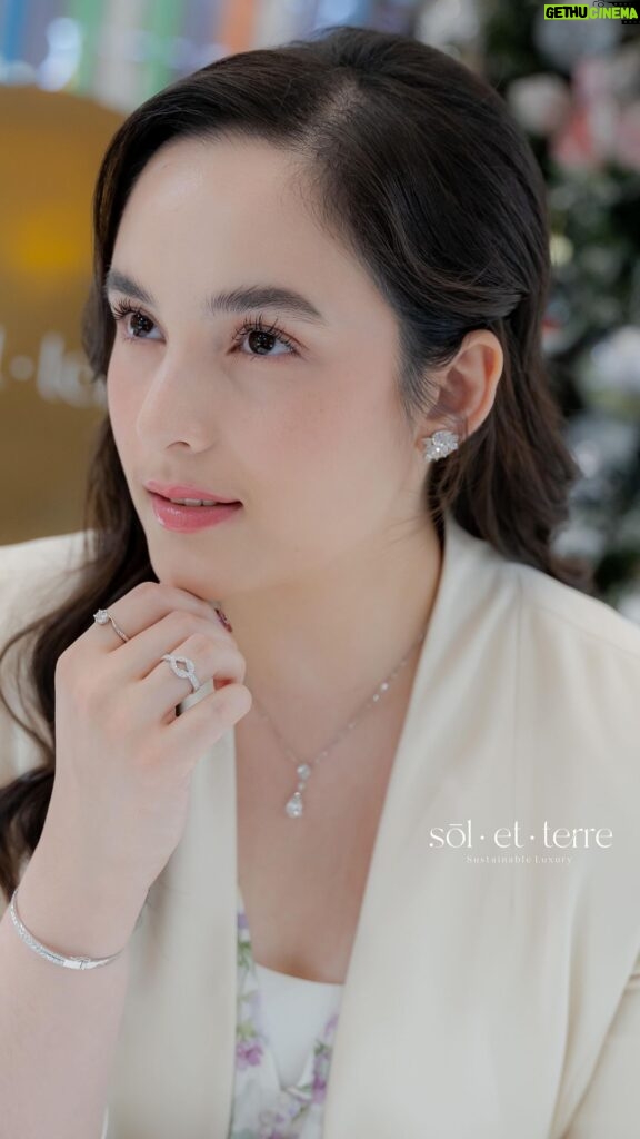 Chelsea Islan Instagram - Join us in crafting love-filled holiday letters and selecting the most enchanting Sol et Terre jewelry for Christmas and New Years! What piece would you pick for that special someone? Drop your choice in the comments below! Be a part of the festive magic! Let’s make this holiday season shine brighter together! ✨ #SolEtTerreMagic #FestiveFinds #EthicalLuxury #SparkleWithPurpose #SolEtTerre #EcoChic #CharityWithEveryPurchase #FestiveConsciousness #GreenGlamour #LippoMallPuri #PopUpStore #JewelryExhibition #LabGrownDiamonds
