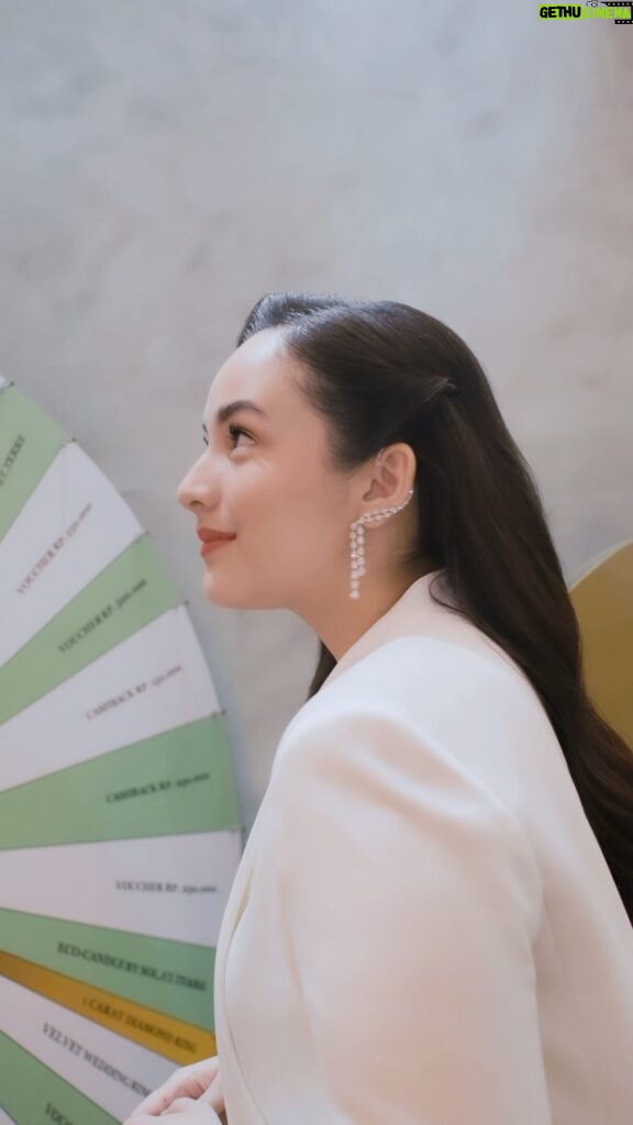 Chelsea Islan Instagram - Press Conference & Launching of @sol.et.terre 💎 Introducing and showcasing our Lab Grown Diamonds & Sustainable Jewelry to our friends, family and media partners. Today is the last day of Bridestory Market @thebridestory! Meet me at @sol.et.terre’s booth today. Get a chance to win a grand prize of 1 Carat Diamond ✨ Lets sparkle with purpose! #SustainableLuxury #LabGrownDiamonds #SolEtTerre