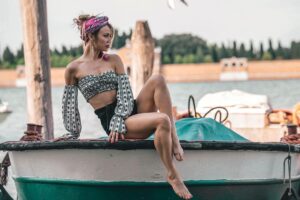 Chelsey Reist Instagram - #tbt to this time last year in #venice #italy , where the streets were liquid and the heat was fierce. 
#venezia #waterbaby #eurotour #firsttimeinitaly #cameforthefood #stayedforeverything #takemeback #loveitthere #fitness 📸 @markmilburn.co
styled by me (wearing earrings passed down from my ‘gramma’ schmidt 🥰)