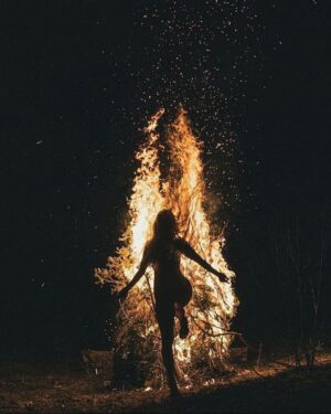 Chelsey Reist Instagram - but i’m the only one who’ll walk across the fire for you…