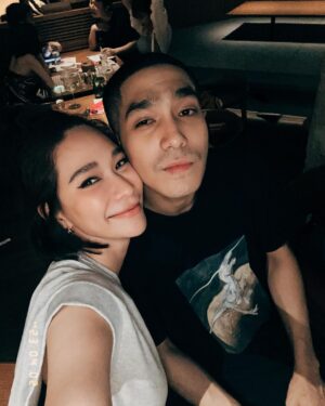 Chermarn Boonyasak Instagram - 2023  เป็นปีที่สุดๆมาก ขอบคุณนะที่รักกัน รักนะเด็กโง่ 💋