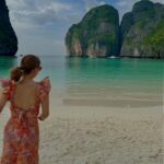 Chermarn Boonyasak Instagram - อ้วนแล้วก็วิ่งเก่ง 🐒 #ปีหน้าจะผอมล้าววว อ่าวมาหยา Maya Bay, Krabi