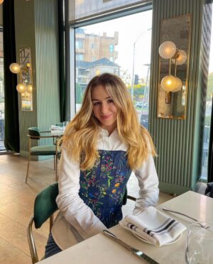 Chloe Lukasiak Instagram - I’m getting my hair done in a few hours 🤍 Which color have you liked best so far?