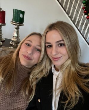 Chloe Lukasiak Instagram - I’m getting my hair done in a few hours 🤍 Which color have you liked best so far?