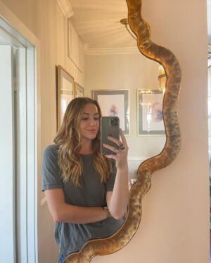 Chloe Lukasiak Instagram - loves a good mirror selfie
