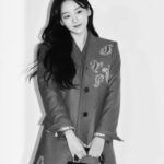 Cho Yi-hyun Instagram - #thombrowne #thombrowne20 #광고 🖤🤍