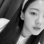 Cho Yi-hyun Instagram - 셀카를 찍어 봤습니다😬✌️ 5월이네요, 모두 몸도 마음도 건강하시길🤎
