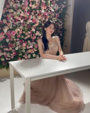 Cho Yi-hyun Instagram - Hello, my @lloyd_thegift 🎀