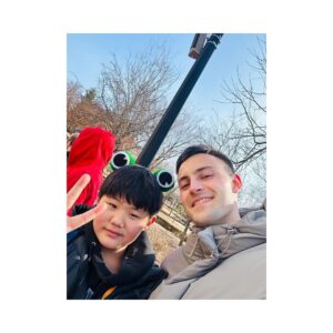 Choi Ja-woon Instagram - 1월22일~1월26일 4박5일 친구이현이와 함께한 @ehyun_ian 특별했던 영어캠프 🏕️ 너무너무 좋았는지 여름에도 또 가고 싶다고 한다🤣 친구들도 많이 사귀고 즐겁고 소중한 추억 만들고 왔다함 즐거운 추억 하나 추가☝🏻 #최수혁#손이현#친구와함께 #경기미래교육파주캠퍼스 #파주영어마을#4박5일영어캠프 #마지막날#퇴소식날 #무한에너지뿜뿜 #아들#아들그램 #kids#kidsmodels #kidsactor #kidsinfluencer #kidsootd #일상#기록#즐거운추억하나추가요☝️