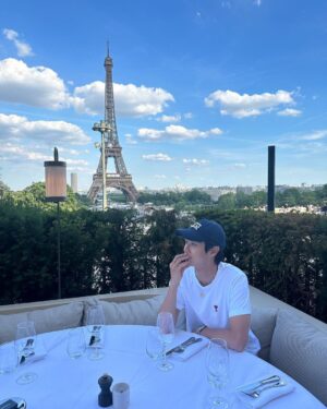 Choi Woo-shik Instagram - 🇫🇷