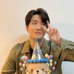 Choi Young-jae Instagram - 오늘 생일 기분이째집니다. #아가새 여러분들 소중한 토요일에 저 보러 찾아와주셔서 너무너무 고마워요 오늘하루 푹쉬고 내일도 푹쉬면서 놀아요~? 고맙고 사랑합니다💚 아 그리고 바쁠텐데 깜짝으로 찾아와준 재범형 고마워🧡 @jaybnow.hr