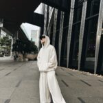 Chris Chiu Instagram - 慵懶的穿搭 配上慵懶的一天！ 舒服ㄉㄟˇ司☺️ #懶人穿搭