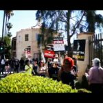 Chris Lamica Instagram – Picketing in solidarity with the writers and actors all across the country, as a proud member of @sagaftra 

Slide 1: Chopping it up with the homie @benanorris 

Slide 2: In action (Video credit: Barry King)

Slide 3: ✊🏻✊🏻✊🏻

#sagaftra #sagaftrastrong #sagaftrastrike Warner Brother Studios