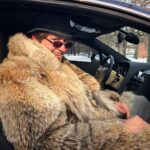 Christian Mikkelsen Instagram - Hopp inn i bilen til store Dråpefjes, baby 💦 Musikkvideo ute snart! Loddefjord Legevakt